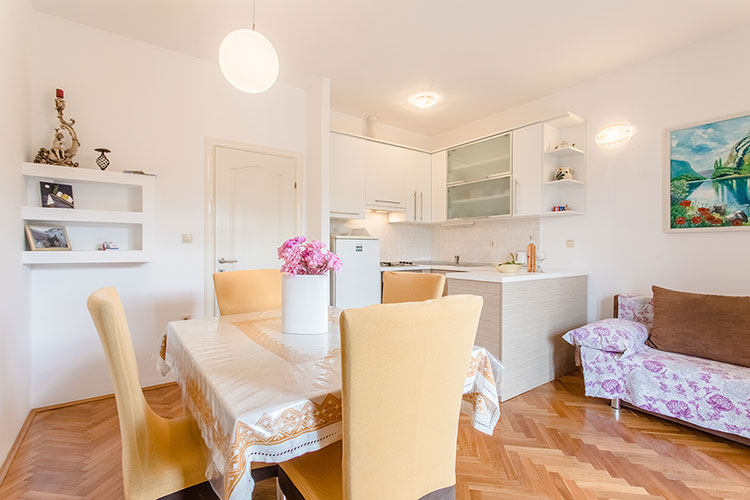 Apartmani-Kadenca-Luka-1-001 Apartmani Kadenca - Apartman Luka 1