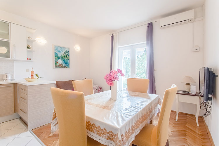 Apartmani-Kadenca-Luka-1-002 Apartmani Kadenca - Apartman Luka 1